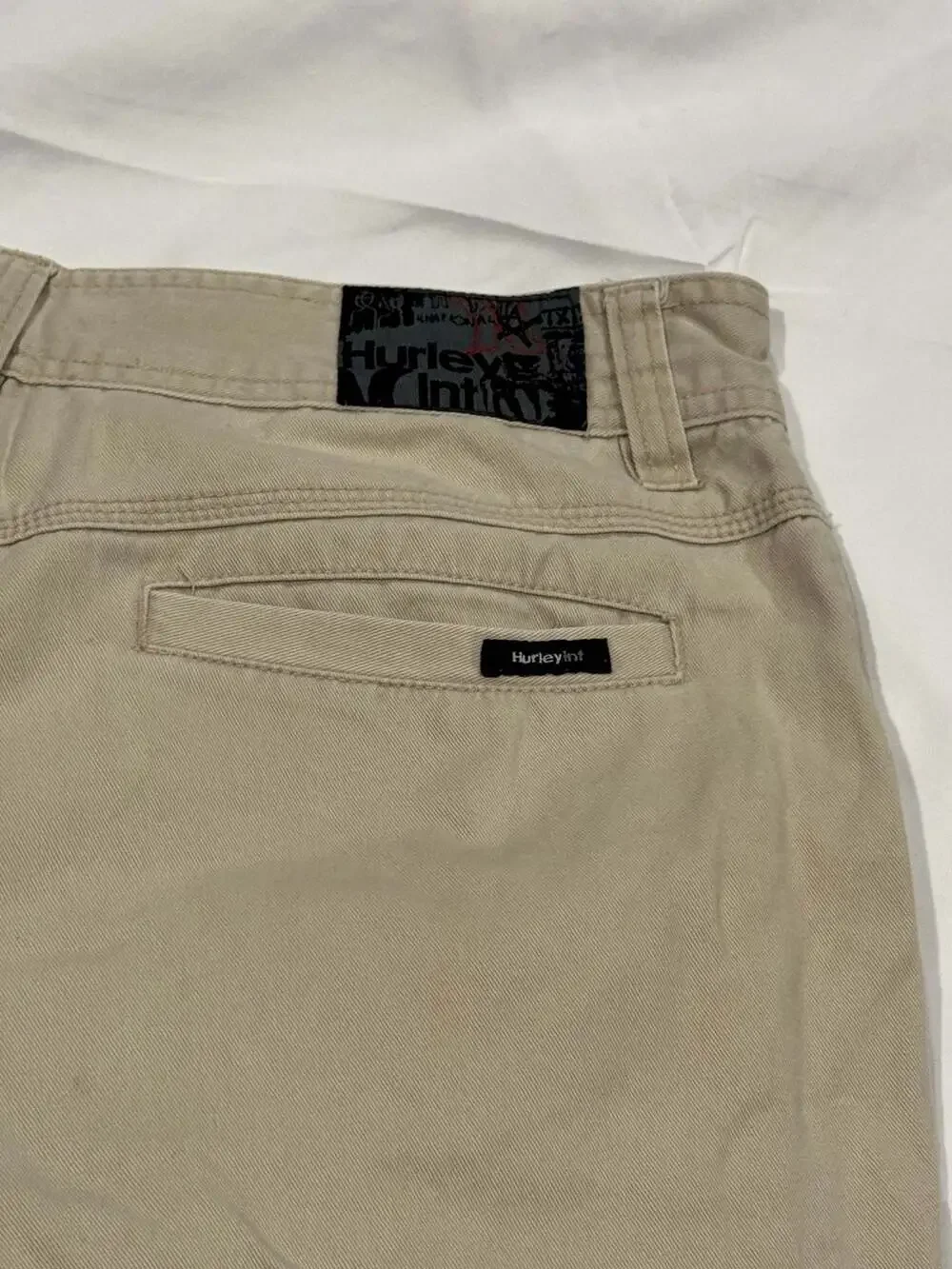 Hurley Men's Tan Khaki Cargo Shorts Size 32